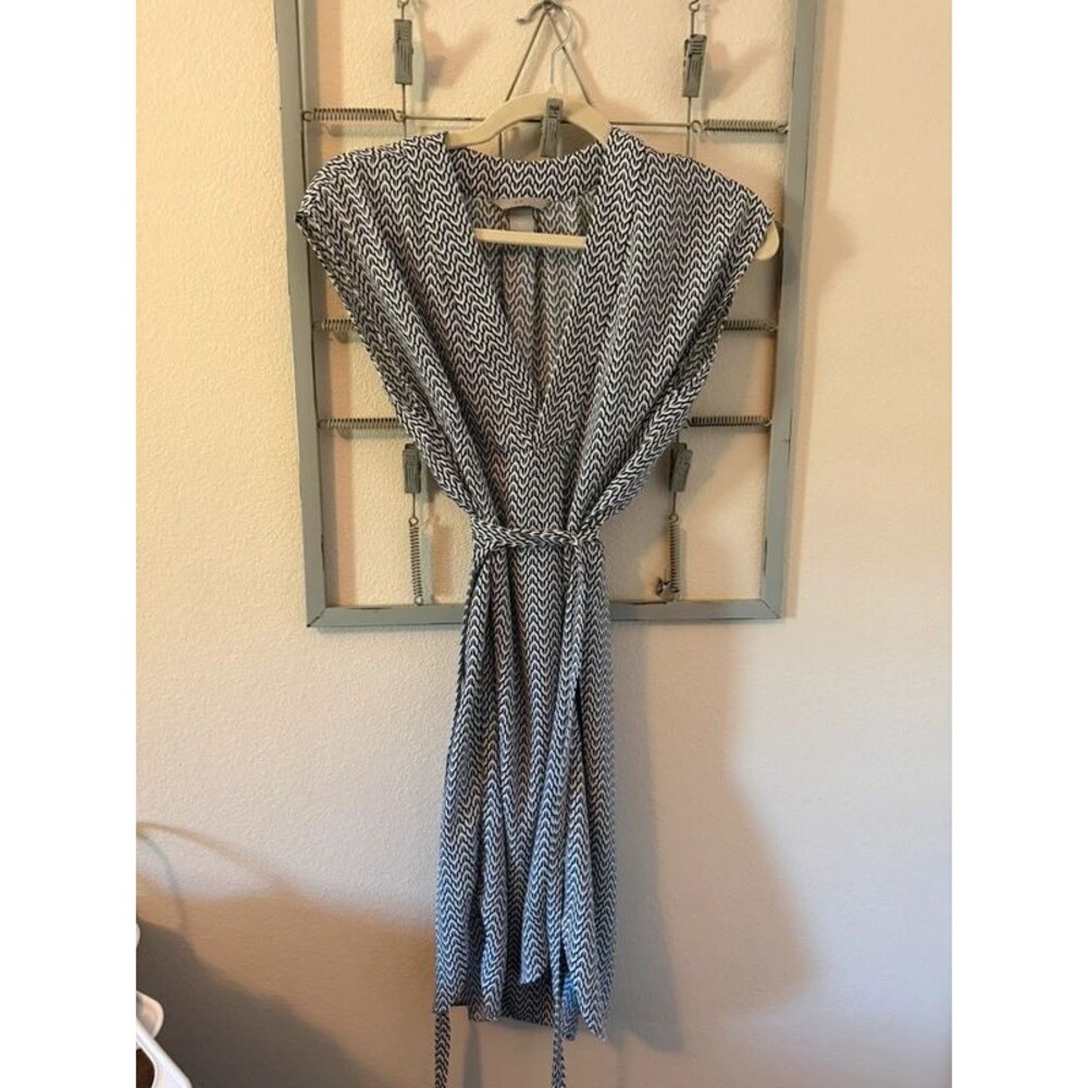 H&M dress size 4